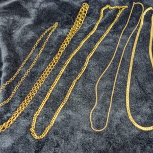 Assorted Vintage Gold Tone Chains/Necklaces, Various Lengths 20"-30"