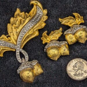 Vintage Avon Acorn & Oak Leaf Brooch and Clip-on Earrings