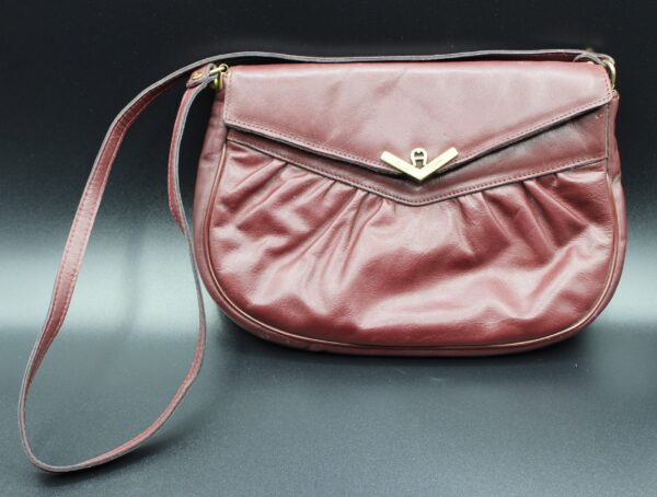 Vintage Etienna Aigner Burgundy Leather Crossbody Purse with Mirror, Women's Designer Bag, Classic Shoulder Bag Accessory