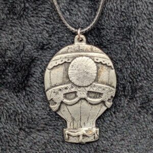 Vintage 1974 Metzke Pewter Hot Air Balloon Pendant Necklace / Retro Hotair Balloon Charm / High-quality Pewter with Intricate Detailing