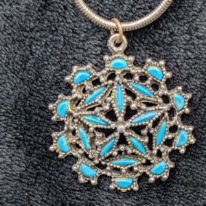 Vintage Antiqued Silver Tone Faux Turquoise Star Pendant on 28" silver chain, Boho Statement Necklace, Retro Starburst Jewelry, Unique Gift