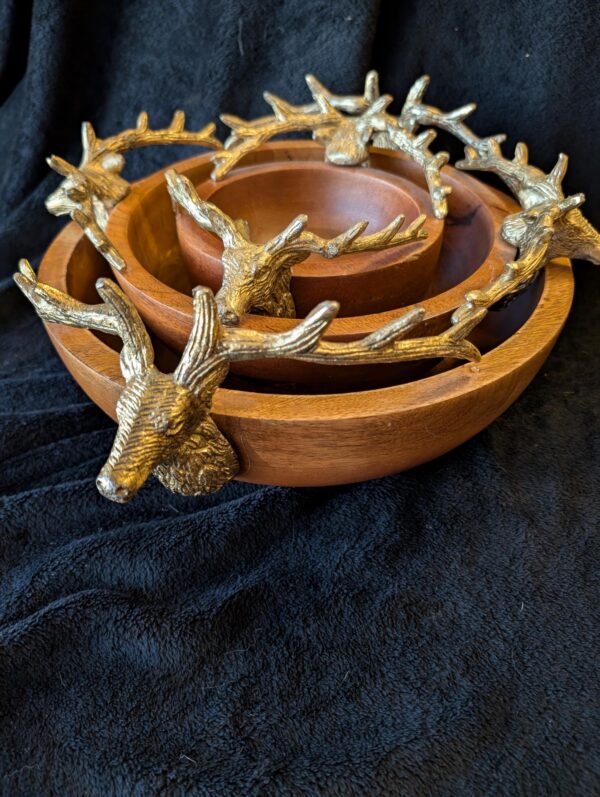 RARE Vintage Set of 3 Wooden Nesting Bowls with Gold Stag Head / Rustic Wooden Bowl Decor / Unique Serving Bowls / Gift for Nature Lovers