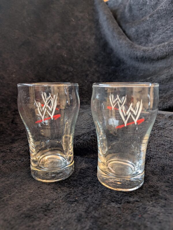 Set of 2 WWE Pilsner Glasses | 5-Inch World Wrestling Entertainment Logo Glassware | WWE Collectible Glassware | Wrestlemania