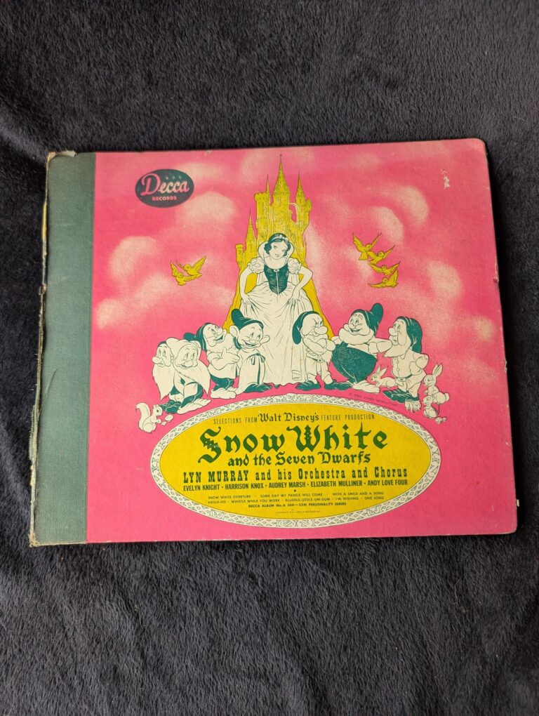 1944 Decca Records Snow White & The Seven Dwarfs | 78 RPM Album Set | Walt Disney Classic