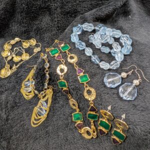 Vintage Jewelry Sets | Choice of Glass, Beaded or Enamel Styles | Elegant Retro & Statement Designs | Jewelry Sets