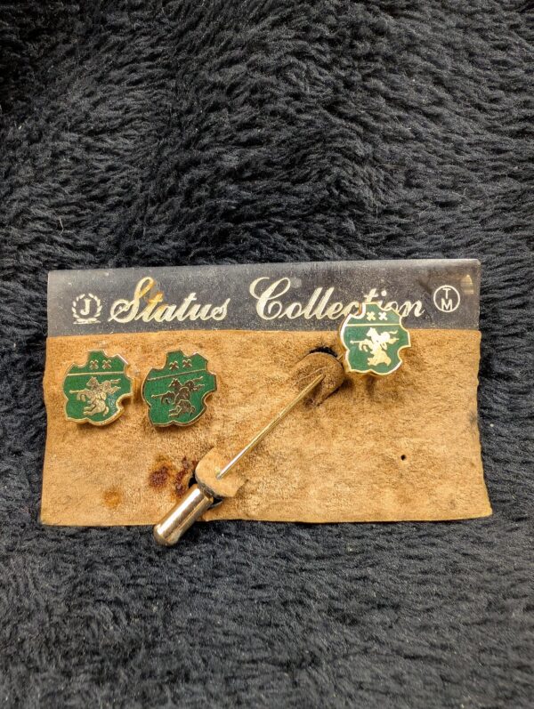 Vintage Green and Gold Pegasus Crest Jewelry Set | Lapel Pin & Matching Earrings | Status Collection on Card | Heraldic Mythical Style