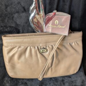 Vintage Etienna Aigner Taupe Leather Clutch Bag with EA Mirror / Retro Handbag Purse / Accessory Elegant Fashion / Classic Evening Accessory